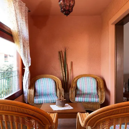 Casa Marzia By Wonderful Italy דירה אולביה